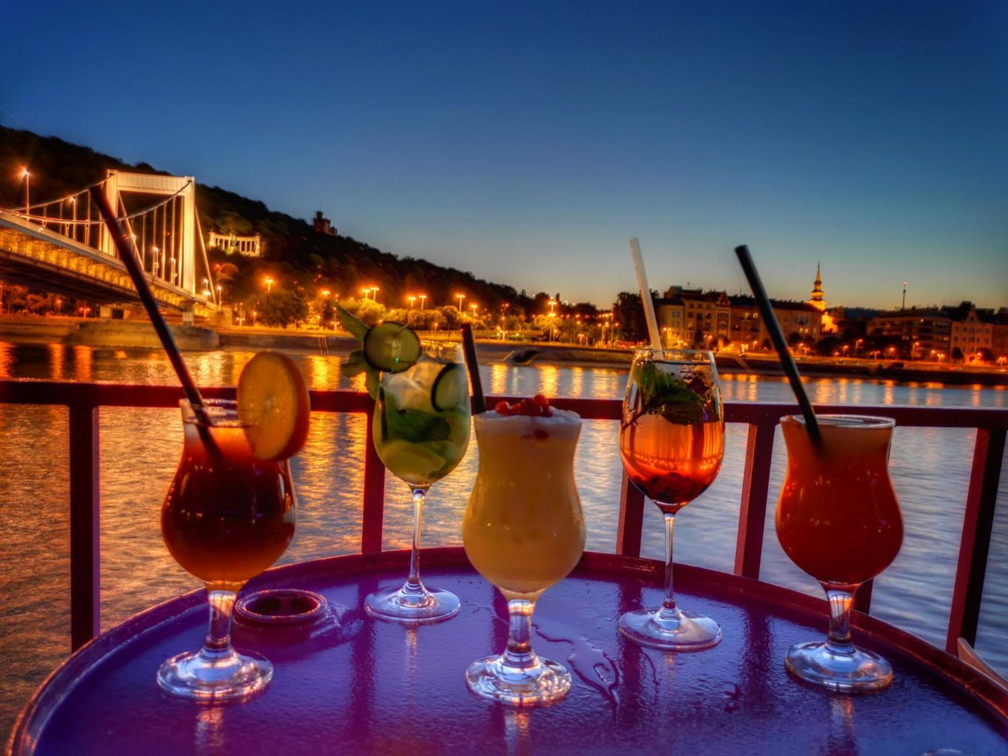 Chain Bridge Apartment Budapest Eksteriør bilde
