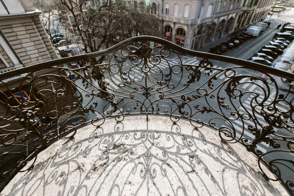 Chain Bridge Apartment Budapest Eksteriør bilde