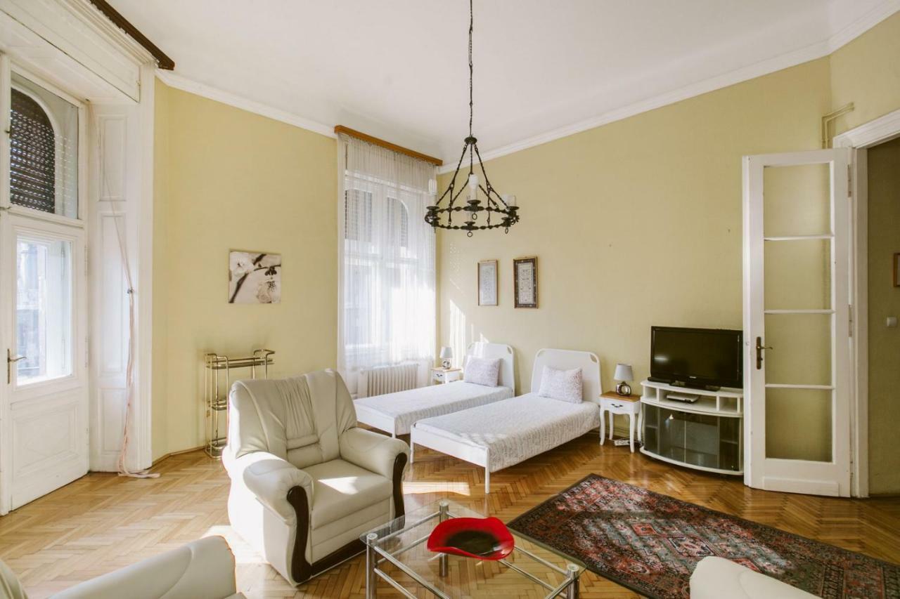 Chain Bridge Apartment Budapest Eksteriør bilde