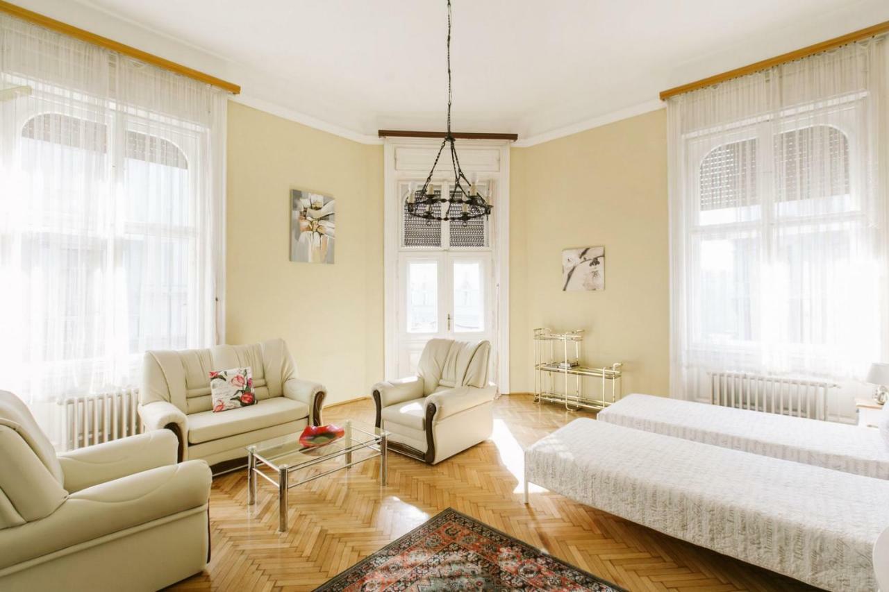 Chain Bridge Apartment Budapest Eksteriør bilde